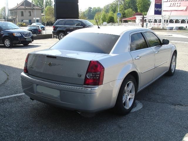 300C Ph II - 4 portes 2010-2011